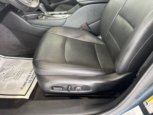 Used 2020 Chevrolet Malibu Premier image 8