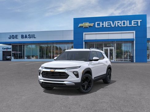 New 2026 Chevrolet TrailBlazer LT AWD/4WD image 8