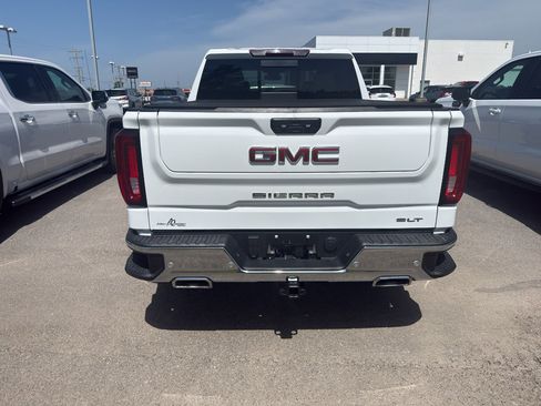 Used 2025 GMC Sierra 1500 SLT w/ SLT Premium Plus Package AWD/4WD image 4