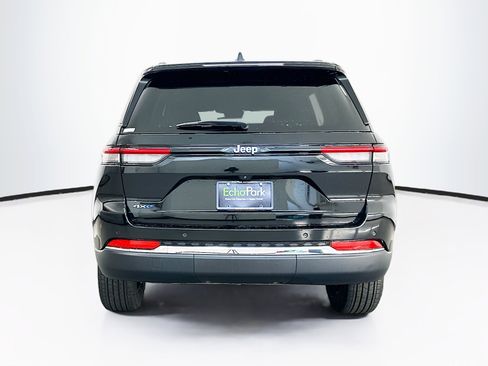 Used 2024 Jeep Grand Cherokee Limited 4xe w/ Trailer Tow Package AWD/4WD image 7