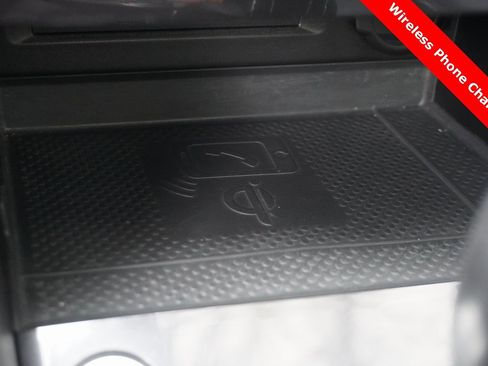 Used 2021 Volkswagen Tiguan SEL Premium R-Line image 23