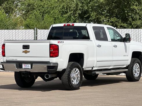 Used 2019 Chevrolet Silverado 2500 LTZ w/ Duramax Plus Package AWD/4WD image 4