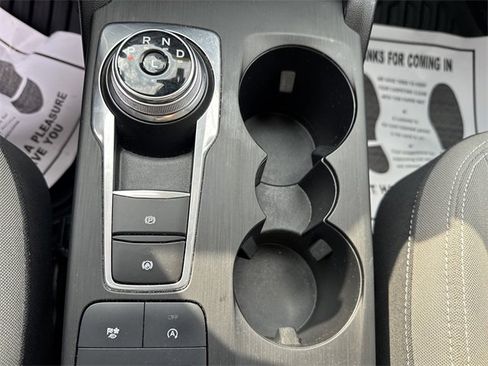 Used 2021 Ford Escape SE image 24