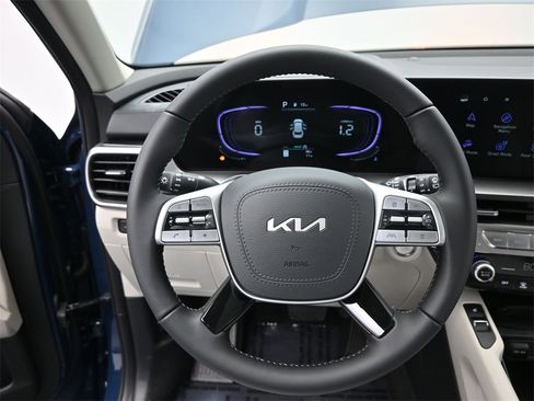 New 2025 Kia Telluride S image 31