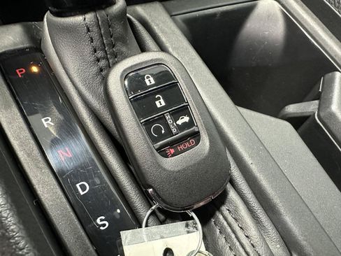 Certified 2023 Honda Accord EX image 27