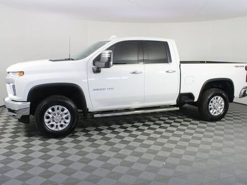 Used 2022 Chevrolet Silverado 2500 LTZ w/ Safety Package image 2