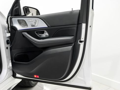 Used 2024 Mercedes-Benz GLE 63 AMG S image 39