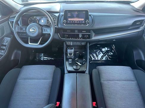 Certified 2023 Nissan Rogue SV image 13