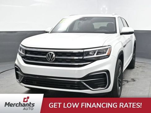 Used 2022 Volkswagen Atlas Cross Sport SEL R-Line AWD/4WD image 2