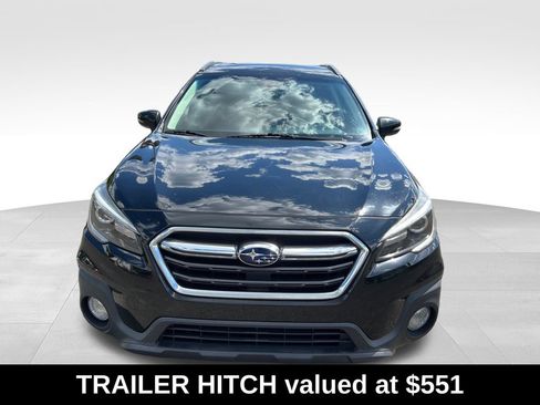 Used 2019 Subaru Outback 3.6R Touring AWD/4WD image 2