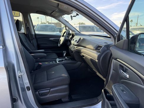 Used 2017 Honda Ridgeline RTS image 28