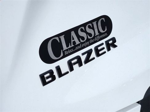 Used 2024 Chevrolet Blazer LT w/ Convenience Package image 12