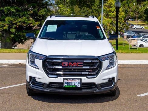Used 2022 GMC Terrain AT4 w/ Infotainment Package II image 2