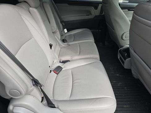 Used 2023 Honda Odyssey Touring image 20