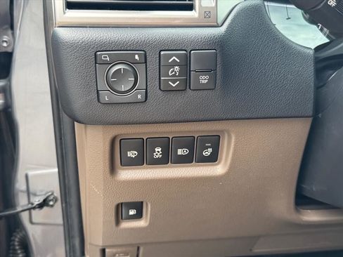 Used 2022 Lexus GX 460 Premium w/ Premium Package AWD/4WD image 23