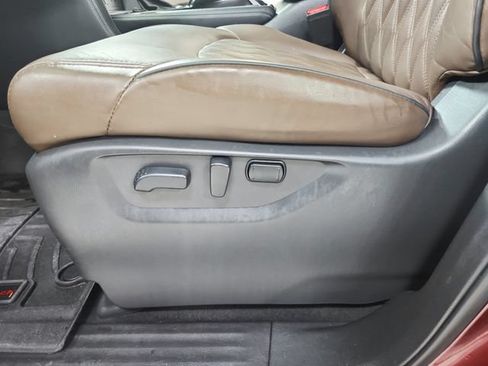 Used 2021 Nissan Armada Platinum w/ Captain's Chairs Package RWD image 20