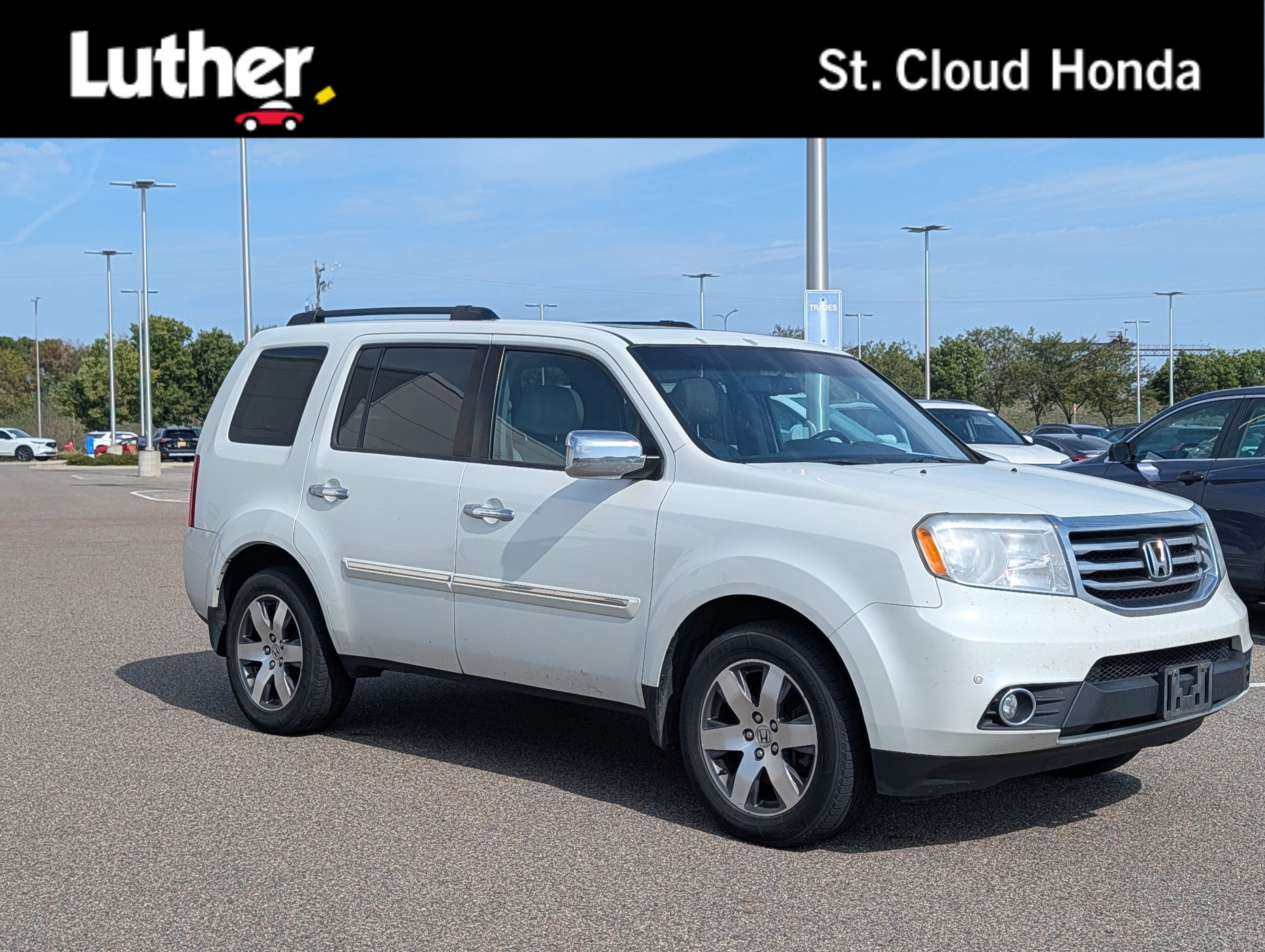 Used 2015 Honda Pilot Touring image 1