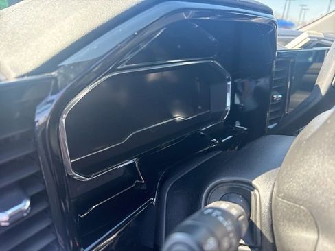 Used 2023 Chevrolet Silverado 1500 LT w/ Convenience Package II image 6