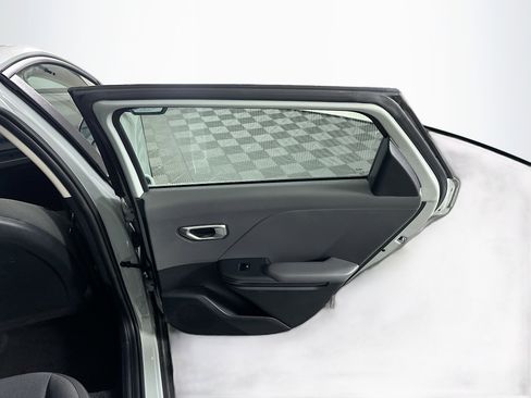 Used 2025 Kia K4 FWD image 29