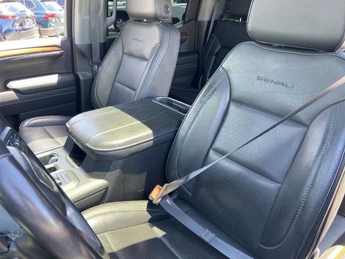 Used 2023 GMC Sierra 1500 Denali w/ Denali Reserve Package AWD/4WD image 16