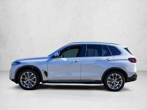 Used 2026 BMW X5 xDrive40i w/ Climate Comfort Package AWD/4WD image 8