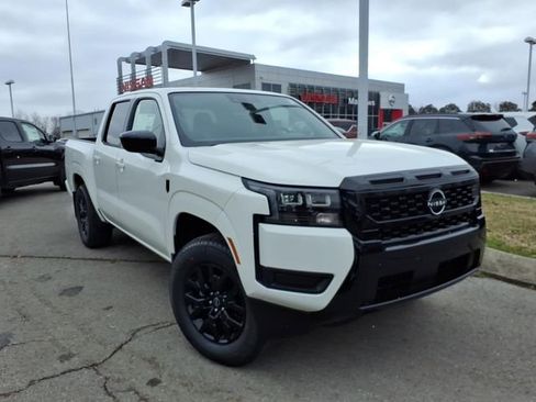 New 2026 Nissan Frontier SV w/ SV Convenience Package RWD image 1