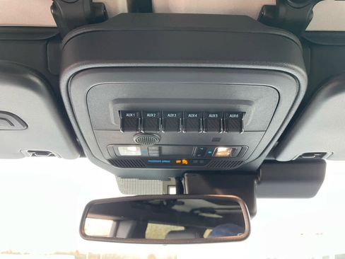 New 2025 Ford Bronco Badlands image 27