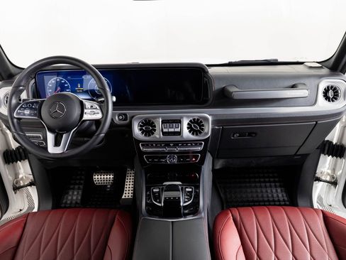 Used 2023 Mercedes-Benz G 550 image 33