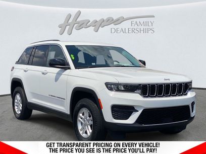 Used 2023 Jeep Grand Cherokee Laredo