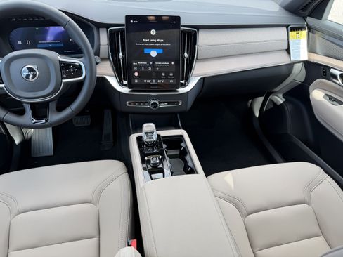 New 2026 Volvo XC90 B6 Plus w/ Protection Package image 13