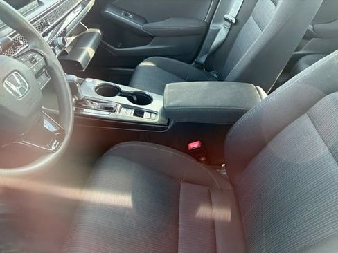 Used 2025 Honda Civic LX image 5