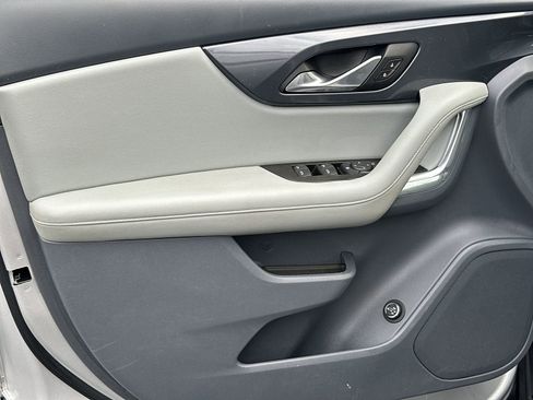 Used 2020 Chevrolet Blazer LT image 14