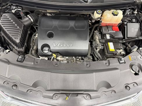 Used 2018 Chevrolet Traverse Premier AWD/4WD image 35