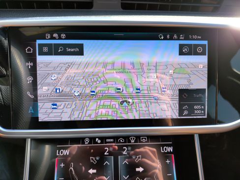 Used 2024 Audi RS 6 performance image 24