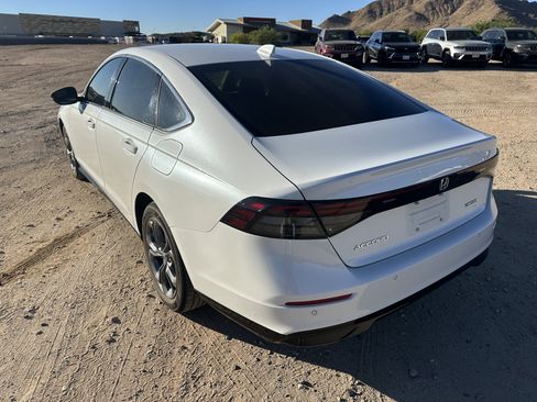 Used 2024 Honda Accord EX-L image 3