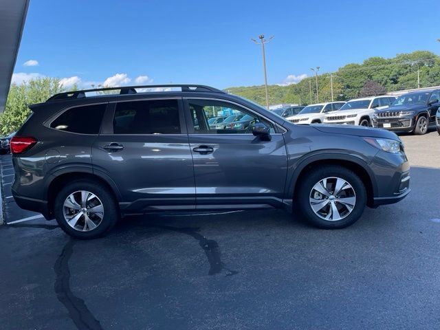 Used 2022 Subaru Ascent Premium w/ Convenience Package AWD/4WD image 4