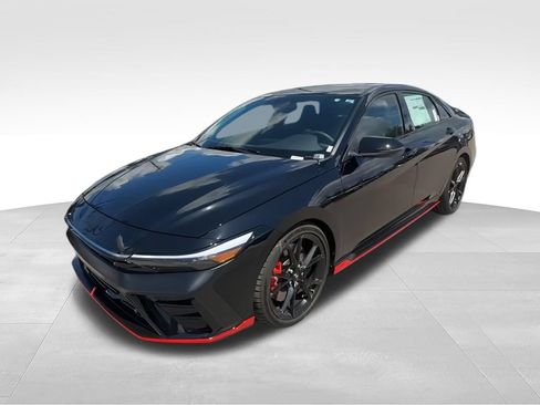 New 2026 Hyundai Elantra N FWD image 4