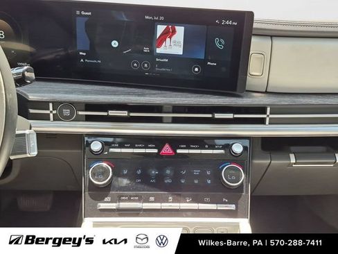 Used 2024 Hyundai Santa Fe Calligraphy AWD/4WD image 22