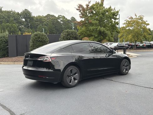 Used 2023 Tesla Model 3 Standard Range RWD image 3