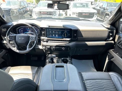 Used 2022 Chevrolet Silverado 1500 ZR2 AWD/4WD image 21