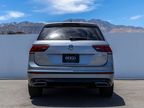 Used 2020 Volkswagen Tiguan SE R-Line w/ 3rd Row Seat Package AWD/4WD image 9