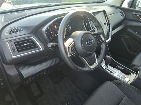 Certified 2024 Subaru Ascent Premium w/ Convenience Package image 10