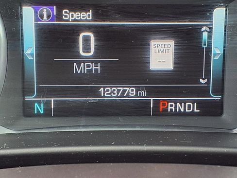 Used 2017 GMC Acadia SLT image 36