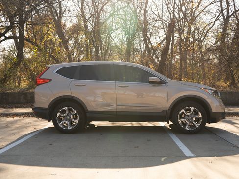 Certified 2017 Honda CR-V EX image 10