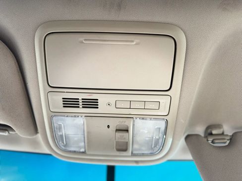 Used 2015 Honda Odyssey EX image 38