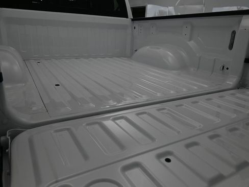 Used 2025 RAM 1500 Laramie image 24