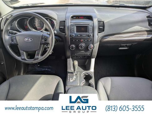 Used 2013 Kia Sorento LX w/ Convenience Pkg FWD image 14