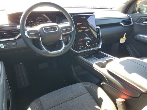 New 2026 GMC Acadia Elevation image 8