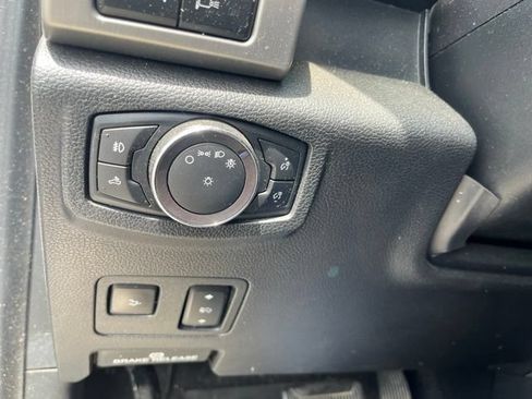 Used 2019 Ford F350 Platinum w/ Platinum Ultimate Package AWD/4WD image 23