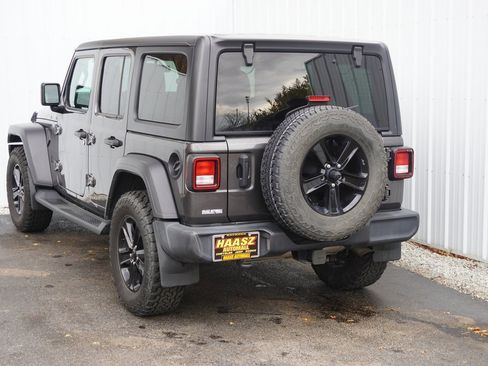 Used 2021 Jeep Wrangler Unlimited Sport image 4